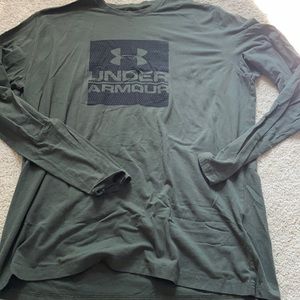 Under Armour long sleeve tshirt loose fit